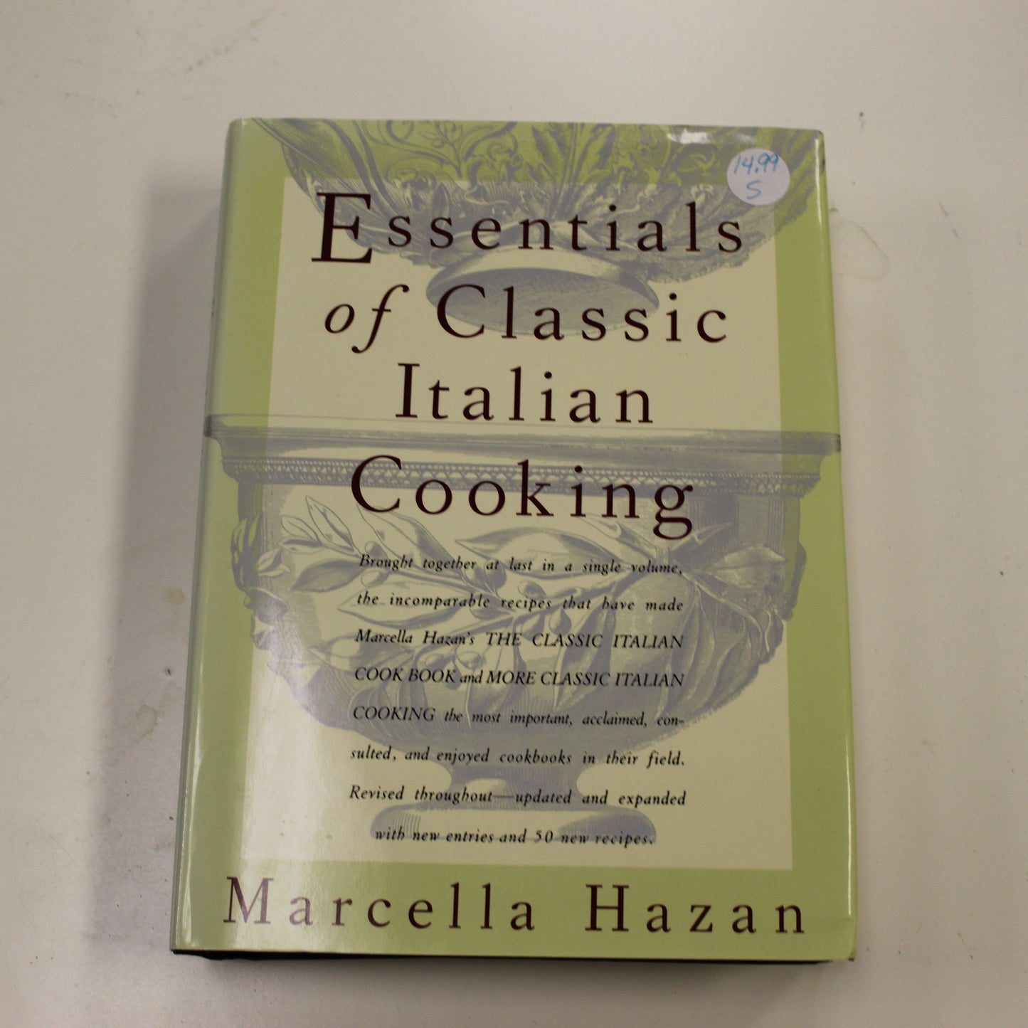 ESSENTIALS OF CLASSIC ITALIAN COOKING