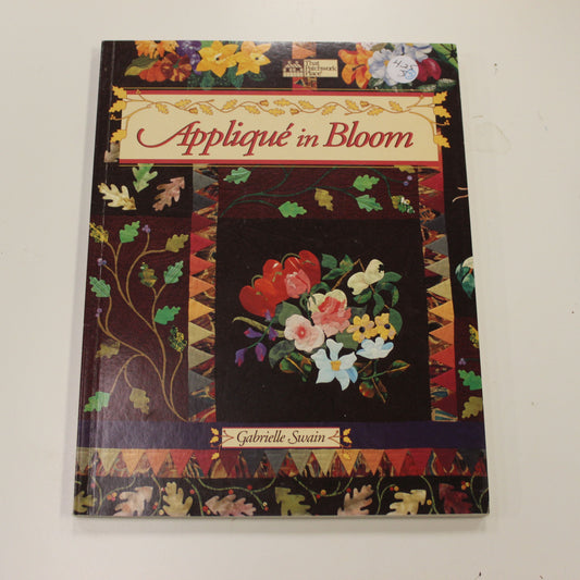 APPLIQUE IN BLOOM