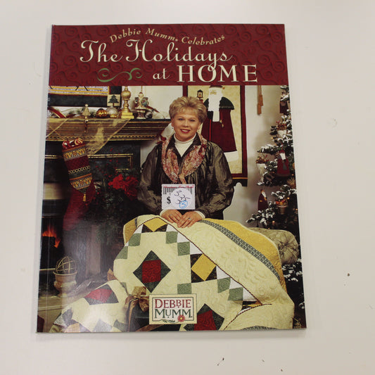 DEBBIE MUMM CELEBRATES THE HOLIDAYS AT HOME